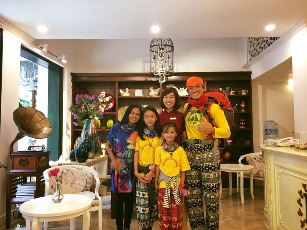 Maro Hotel Hanoi Buitenkant foto